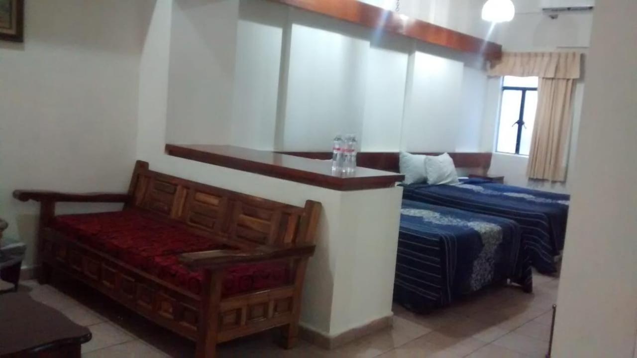 Hotel Posada Del Sol Apatzingan de la Constitucion Bagian luar foto
