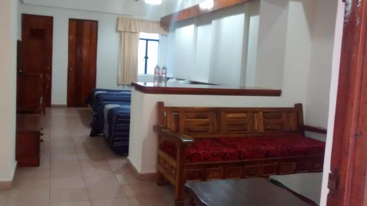 Hotel Posada Del Sol Apatzingan de la Constitucion Bagian luar foto