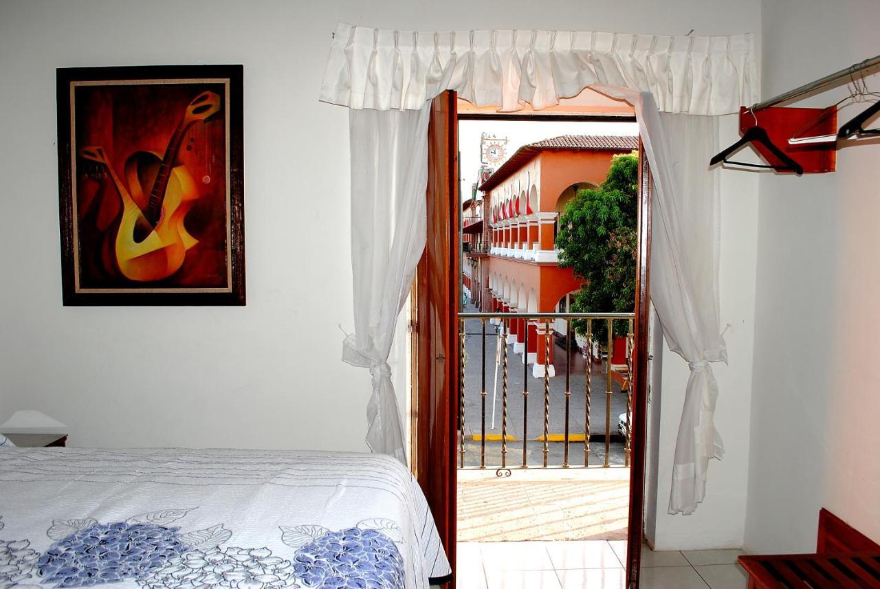 Hotel Posada Del Sol Apatzingan de la Constitucion Bagian luar foto